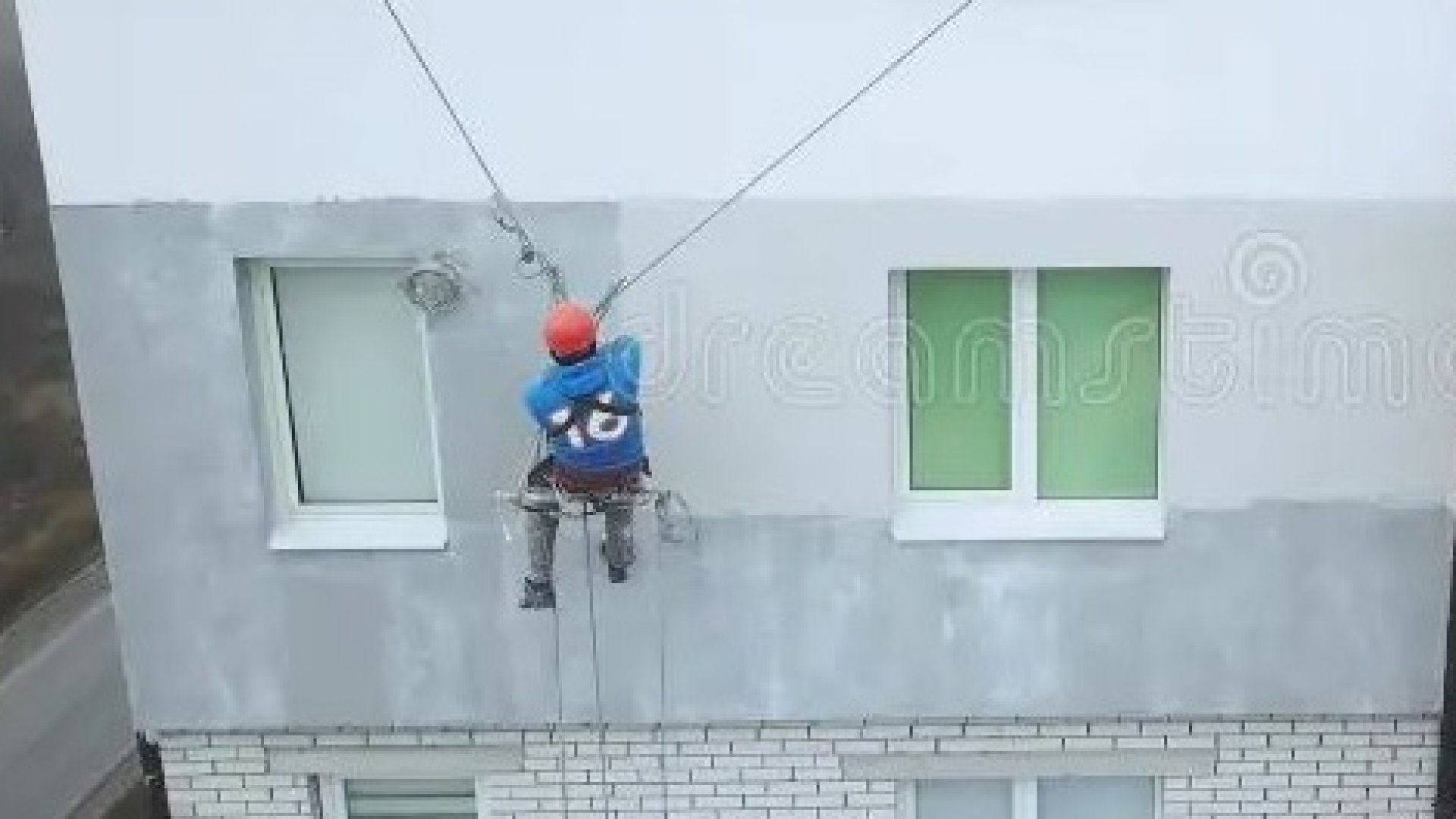 klíma telepítés alpinista klímaszerelés alpinistával